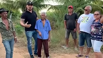 Preview 1 of Kt Porn - Lopim dando uma surra de vara no ladr&atilde_o de goiaba tiringa