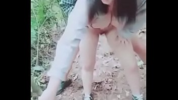 Preview 3 of Airtight Seal Poen - 木瓜奶美女白天在野外跟猥琐男野战  心可真大