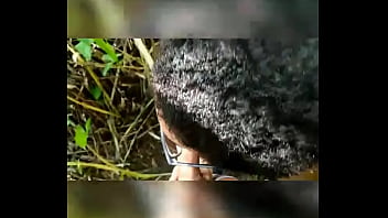 Preview 2 of Catsuit Ouvert - Di Gon&ccedil_alves pagou um boquete pro loirinho novinho.