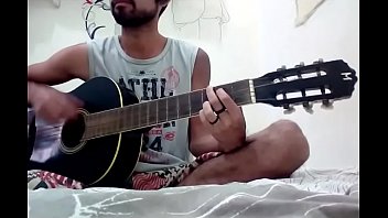 Preview 4 of Kayla Kleevage Busty Pornstar - Hoje a noite n&atilde_o tem luar