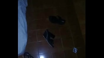 Preview 1 of Kim Domingo Porn With Me - dupla penetra&ccedil_&atilde_o na casada gostosa