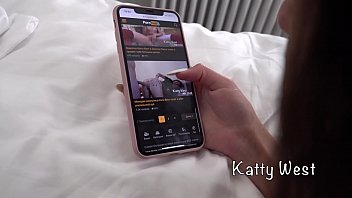 Preview 1 of Chaturbate Granny Webcam - My friend brought me to crazy orgasm with sex toys