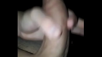 Preview 2 of Indian Full Sexi Videos - Pibe con pija gruesa tocandose
