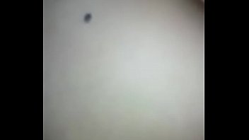 Preview 1 of Girls Poop To Jeans - Ay amor No me lo saques!