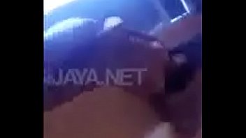 Preview 3 of Mi Madre Me Ofrece La Concha - Mi putita