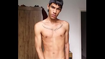 Preview 3 of Asshole Hidden Camera - Novinho gozando