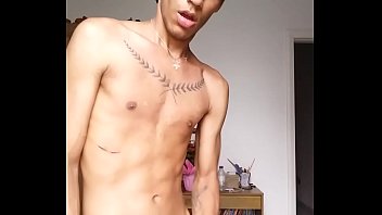 Preview 4 of Asshole Hidden Camera - Novinho gozando