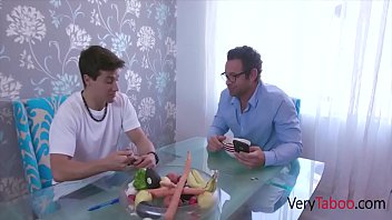 Preview 2 of Hd X Bf Downlod - Stepbro Likes Sister&#039_s Tiny Perky Tits- Andreina Deluxe