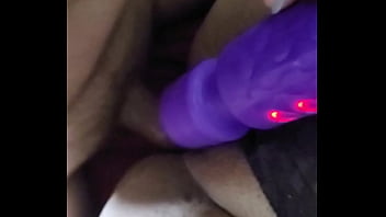 Preview 2 of 35 Years Anti 20 Years Boy Xxx - hondure&ntilde_a se viene rico con verga y vibrador