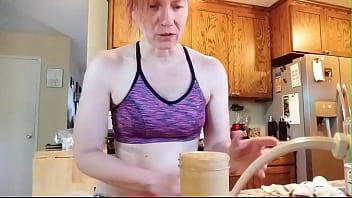 Preview 4 of Oleta Ocan - making peanut butter