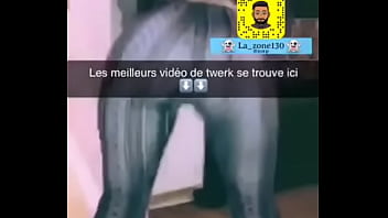 Preview 2 of Lesbian Morning Orgasm - Snap: la zone130
