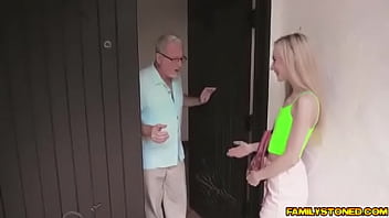 Preview 1 of Det Man Xxx - Sexy Selfies For Her Stepgrandpa1.mp4