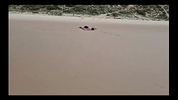 Preview 1 of Fantasy Woman Scene - Putaria na praia de Nudismo - Dei a bucetinha no pelo pra 3 machos,  gozaram dentro e rolou at&eacute_ DP na minha amiga putinha