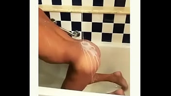 Preview 3 of Xxx10 Vedio Hd - naomy xxl with a gay in the shower