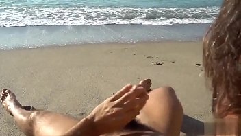 Preview 3 of Video Tarzan Mery Jane Download - Two gay friends stroking at the beach