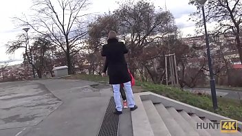 Preview 2 of Ten Sma - HUNT4K. La recogida f&aacute_cil se convierte en sexo apasionado con la pelirroja Jenifer Red