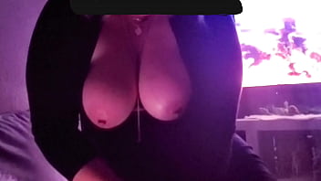 Preview 4 of Old Mother Yong Men Son - Esposa tetas primer video