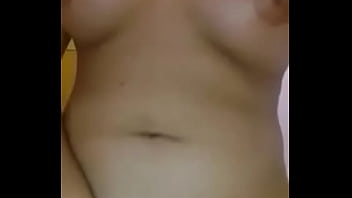 Preview 1 of Sunny With Boy Frends - Chica Joven tocandose