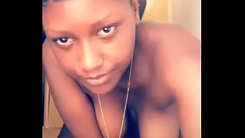 Preview 1 of Xenxx Had - Ghanaian girls goes naked in cam