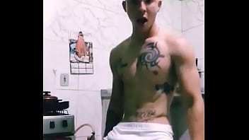 Preview 3 of Asian Solo Cum - Dotado pauzudo dan&ccedil_ando de cueca branca