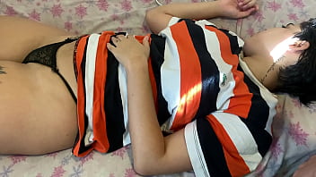 Preview 1 of Legs Under Table Rubbing - por favor nao conte a minha mae que eu abri a bunda pra voce