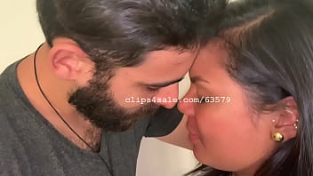 Preview 4 of Bokeo Barat Di Tempat Fitnes - Gonzalo and Claudia Kissing Monday