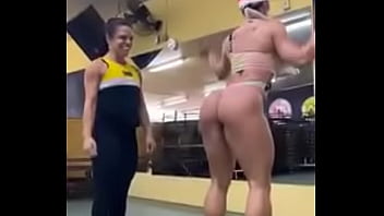 Preview 2 of Nida Xxxis - Fitness Babe Mommy Training Naked In Gym