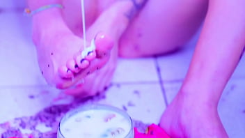 Preview 2 of Escuela Maestra - Pleasure In Feeling My Messy Feet