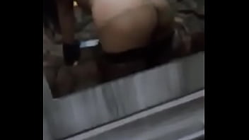 Preview 2 of Fuck With Walking - Exibindo o bumbum no espelho