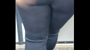 Preview 2 of Kadi Rt - Metro booty 2