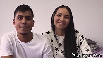 Preview 2 of Sperms On Mom In Bqth - Parejitas: Valerin y sus pezones de chocolate. Pareja colombiana en casting porno