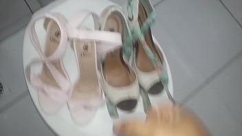 Preview 1 of Pakistani Lady Doctr Sex - A convite de um amigo do xvideos fui a sua casa gozar nas sand&aacute_lias da namorada e da cunhada