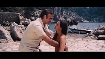 Preview 1 of Pagal Xxx Videos - Diamonds are Forever: Sexy Nip GIF