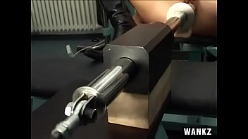 Preview 1 of Fran Drescher - Beautiful brunette fucking machine and vacuum pumping who is she?