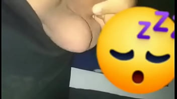 Preview 2 of Kanye Porn - Huevos rebotando en c&aacute_mara lenta
