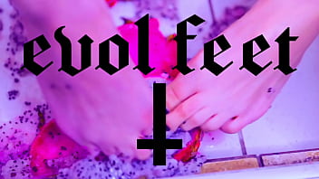 Preview 1 of Big Young Tit - Bare Toes Crushing Juicy Fruit