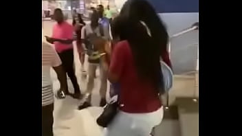Preview 1 of Adyra Gikgok - Biggest booty in ghana
