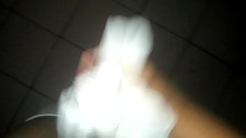 Preview 3 of Gon Badu - Llenando de leche las bragas de mi hermana mayor