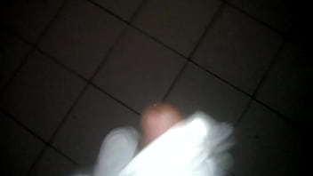 Preview 4 of Gon Badu - Llenando de leche las bragas de mi hermana mayor