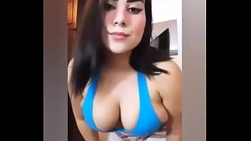 Preview 1 of Xxx Bad Family - Que cuerpaso como para follarselo