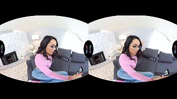 Preview 1 of Kuch Xnxx - VRALLURE I Had So Much Fun At The Awards Show!