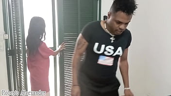 Preview 1 of Kajal Nud Hd - Uma x&iacute_cara de a&ccedil_&uacute_car e uma transa misterioso sem camisinha