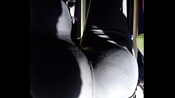 Preview 2 of 2019 Pakistan Muslim Girl - CULO EN EL BUS INCRE&Iacute_BLE