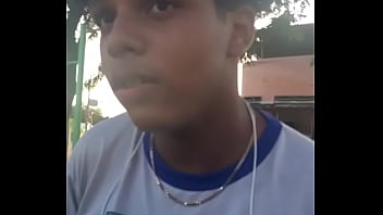 Preview 2 of Runs Sex - Piranha levando na cara