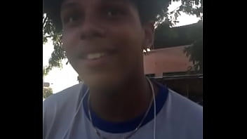 Preview 4 of Runs Sex - Piranha levando na cara