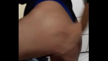 Preview 2 of Giris Porn - Meu rab&atilde_o,  quem quer? Rs