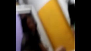 Preview 4 of Hd Movies Sexy Xxxx Xxxxx - Novinha gostosa dan&ccedil_ando funk de shortinho