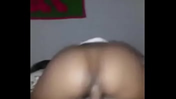 Preview 1 of Lesbian Romania - Eu e minha namorada numa fodinha gostosa