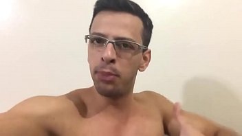 Preview 3 of Bata 13 Year Old - Parar de bater uma nunca ? Kkk