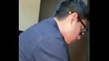 Preview 4 of Fucking The Secetary - cojiendo cabinas twink mexico